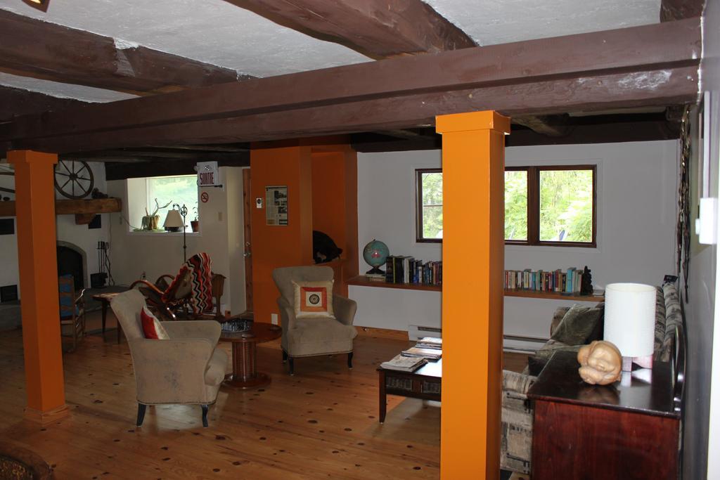 La Grange Country Inn เวคฟีลด์ ภายนอก รูปภาพ